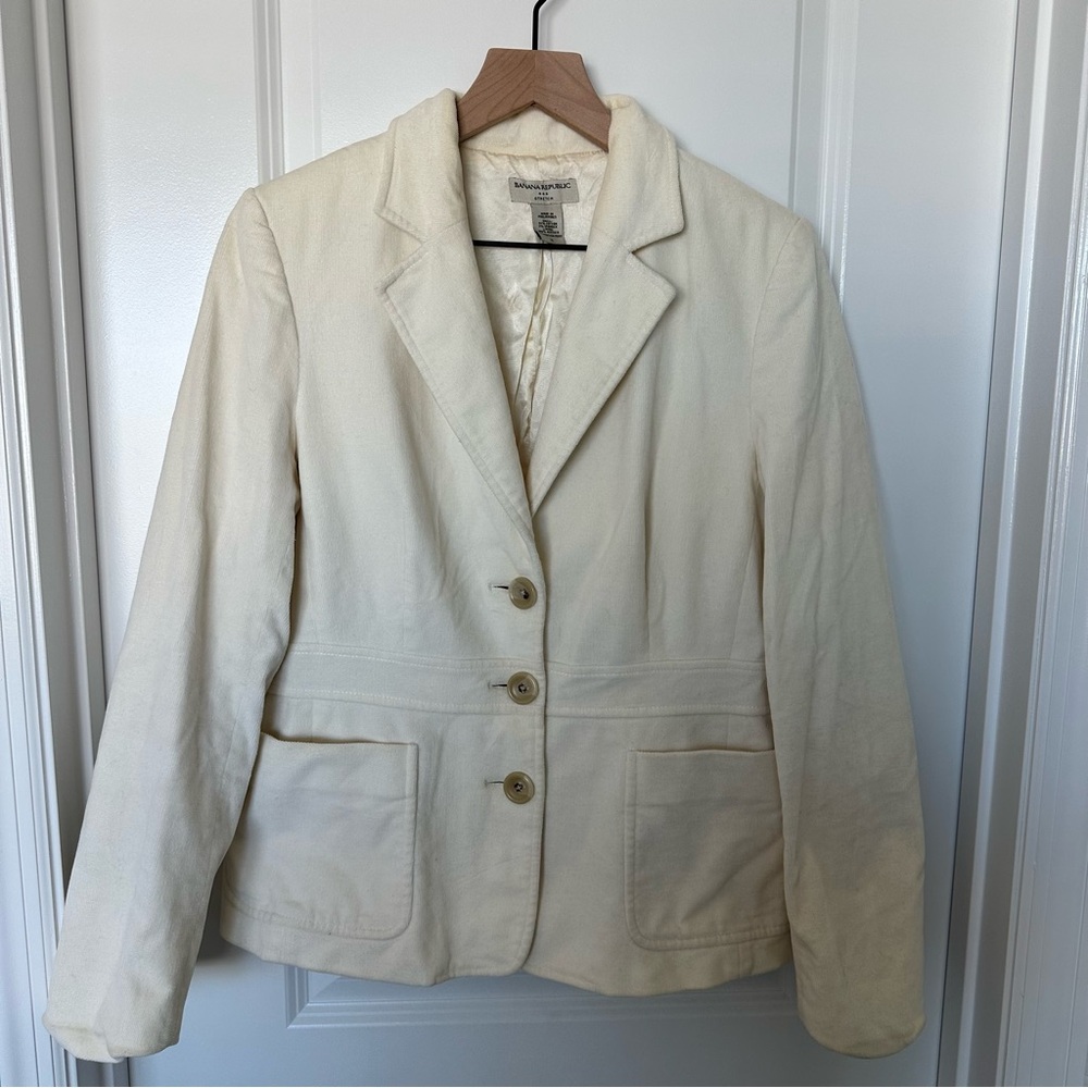 Blazer Banana Republic Factory Store. Ivory - Sizes 10